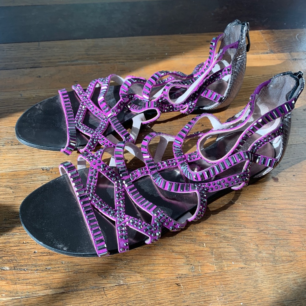 Like New Vince Camuto Sandals